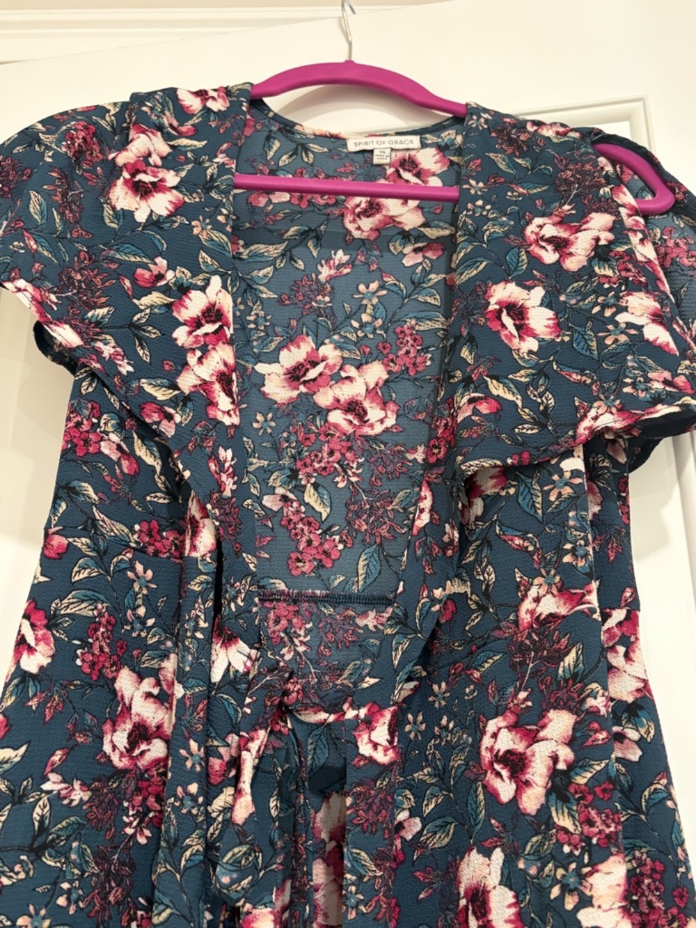 Spirit of Grace Floral women’s wrap tie dress with Ruffled Sleeves XS - Picture 3 of 10
